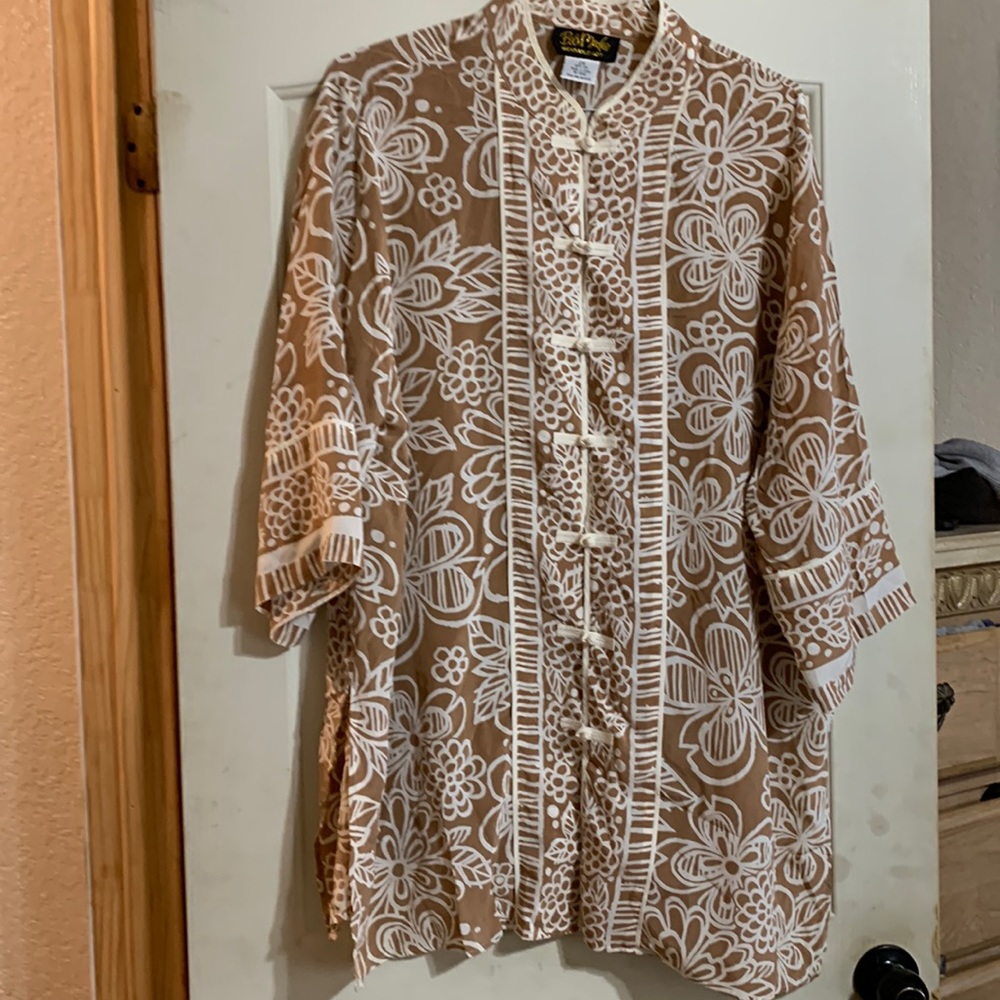 Vintage Bob Mackie wearable art 100% silk kimono